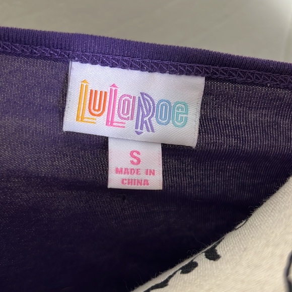 LuLaRoe Irma Top - Picture 3 of 4